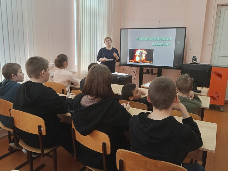 Урок мужества «Чернобыль – незаживающая боль».